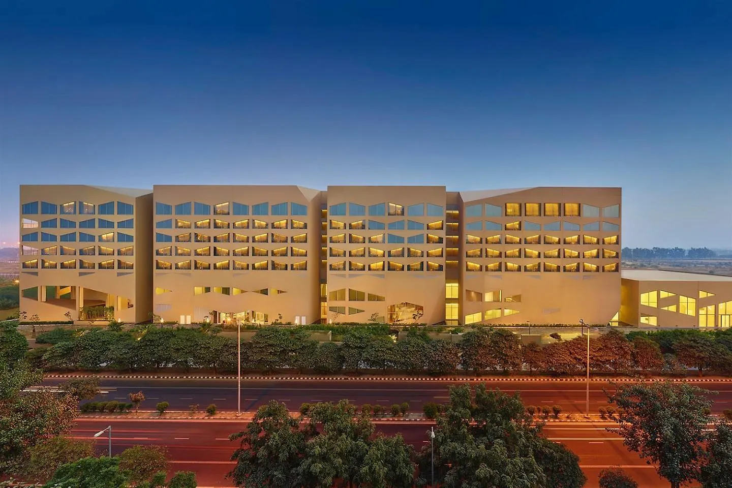 Vivanta New Delhi, Dwarka 5*, Delhi (National Capital Territory of India)