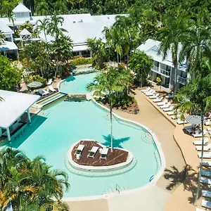 Resort Oaks